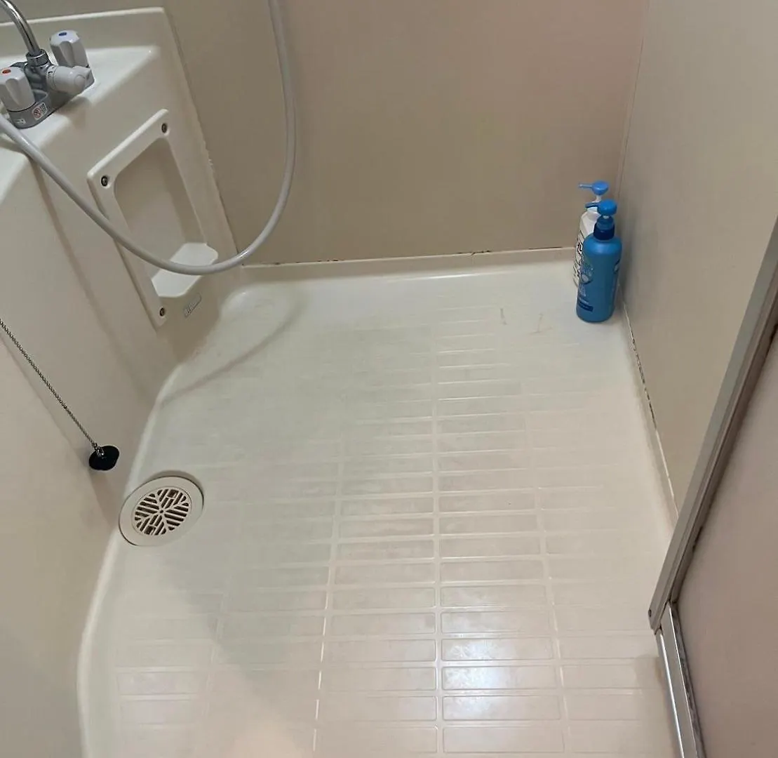 Spacious Room Close To Shinsaibashi, Osaka Apartment